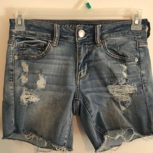 American eagle Midi Shorts